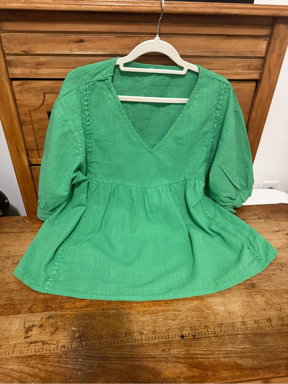 SHEIN Green V-Neck Peplum Blouse